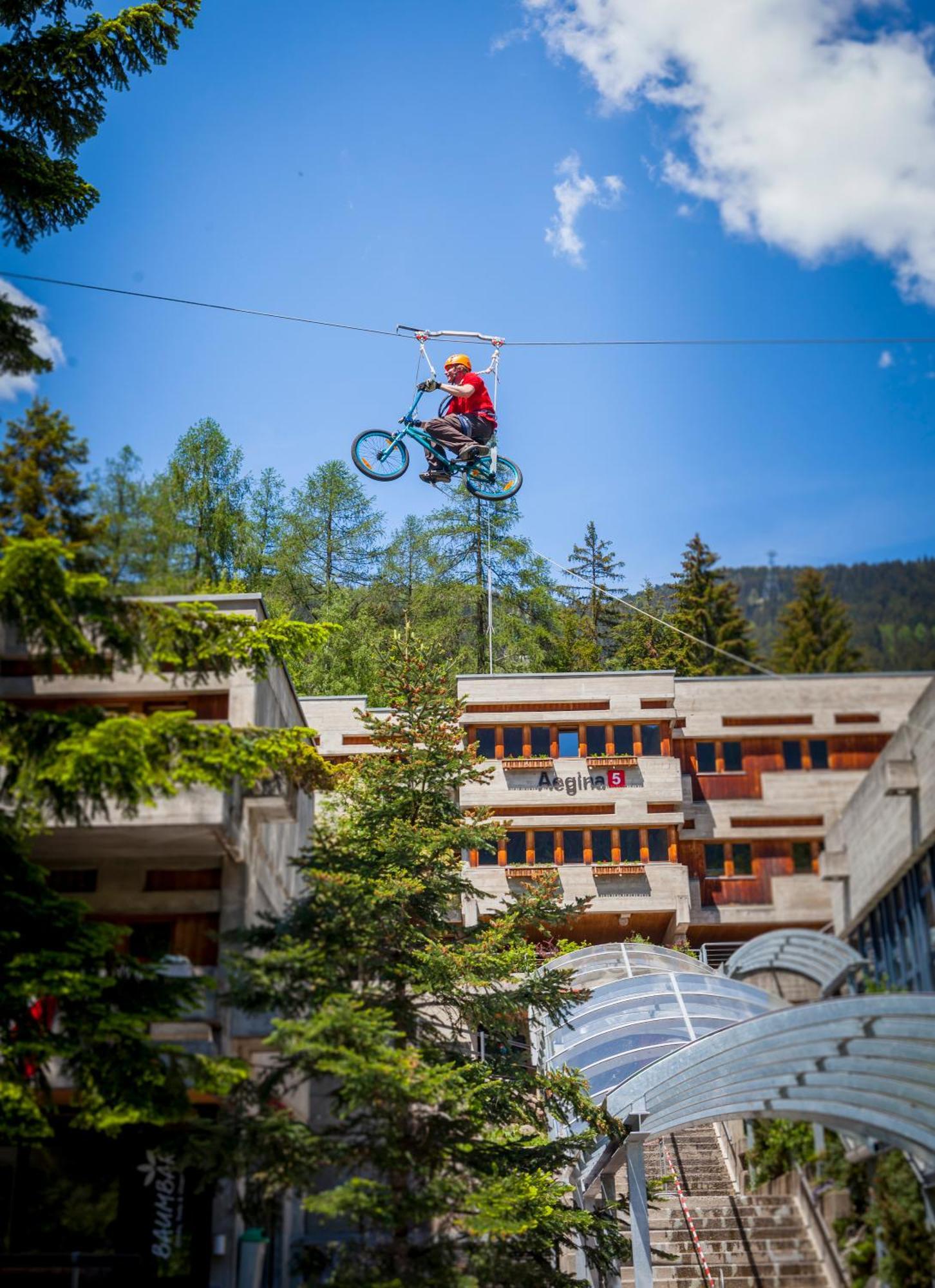 Sport Resort Fiesch - Fiescher Hostel Exterior photo